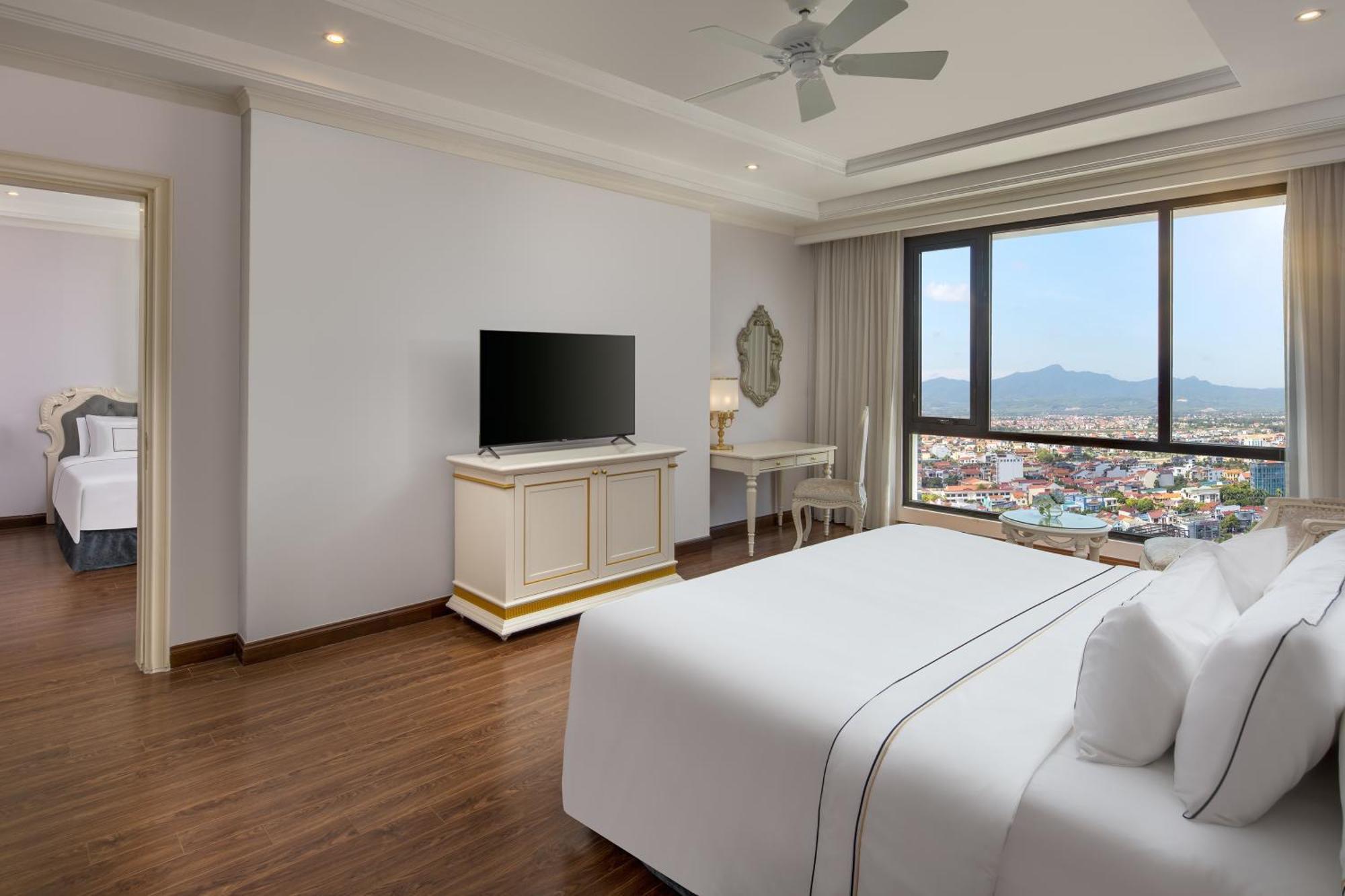 เมเลีย วินเพิร์ล กวาง บินห์ Hotel ด่งเฮ้ย ภายนอก รูปภาพ